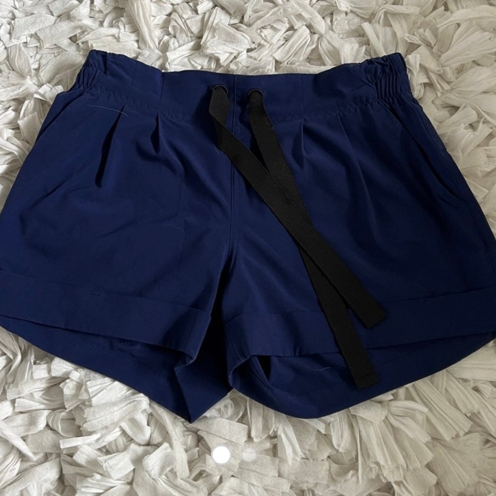 Lululemon spring break away short true navy
